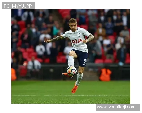 基兰足球明星阵容全景图揭秘球员风采与战术布局 基兰足球明星阵容全景图揭秘球员风采与战术布局